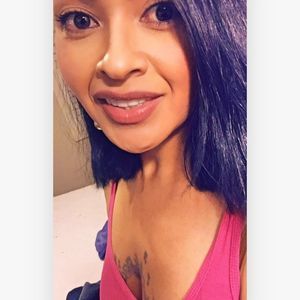 Meet your Posher, Alejandra